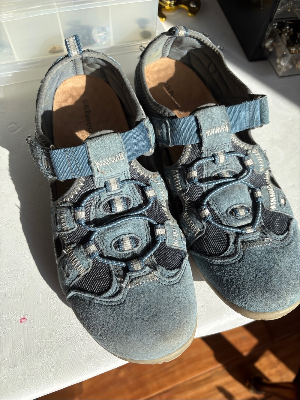 G.H. Bass & Co. 8M Steel Blue Mesh Strap Sandals